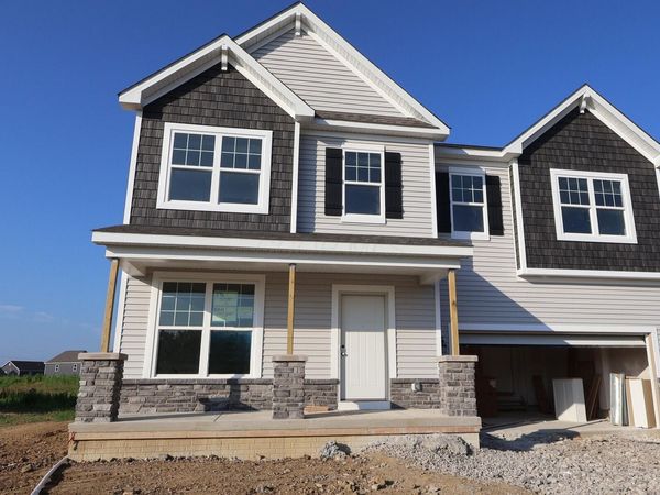 1064 Saddle Tank Drive, Plain City, OH 43064