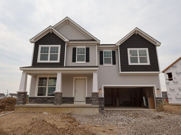 1064 Saddle Tank Drive, Plain City, OH 43064