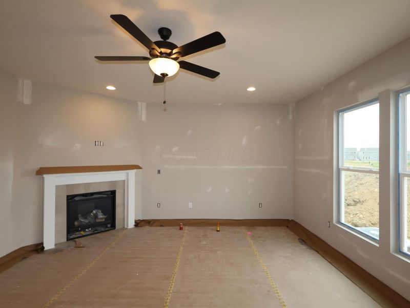 1064 Saddle Tank Drive, Plain City, OH 43064 Photo 4