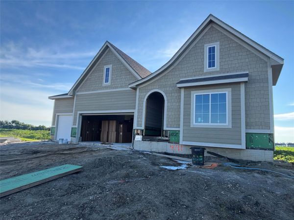 4711 177th Street, Urbandale, IA 50323