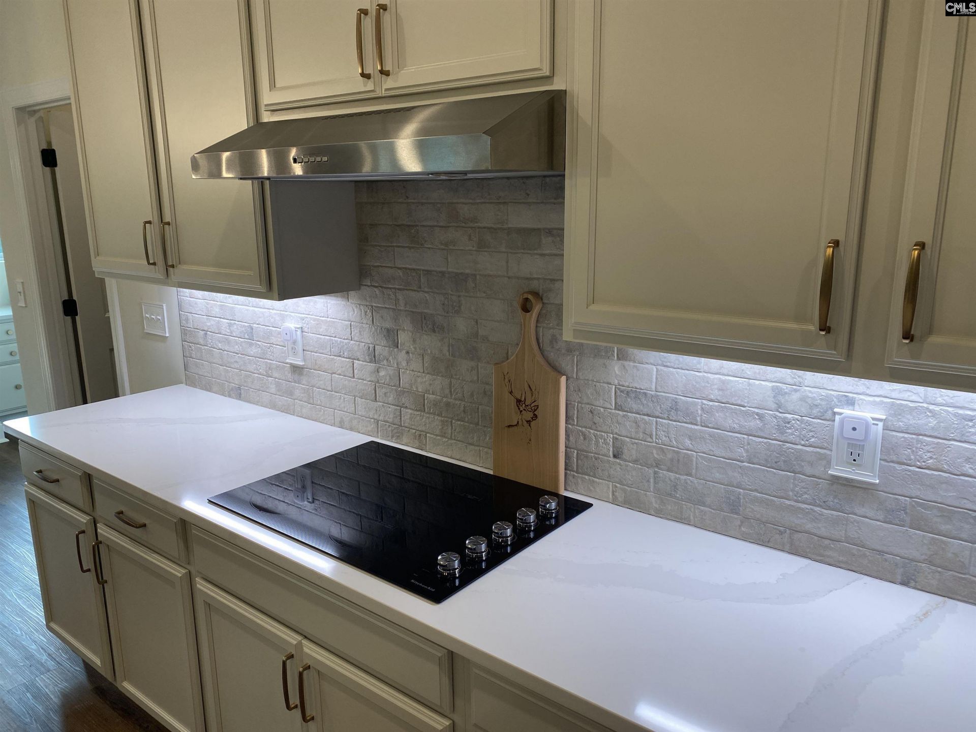 2231 Wooten Road  Photo 9