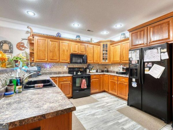 1729 Watercrest Way, Young Harris, GA 30582