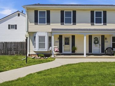 37583 CHARTER OAKS Boulevard, Clinton Twp, MI 48036