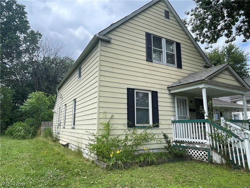 3666 E 55th Street, Cleveland, OH 44105 Photo 3