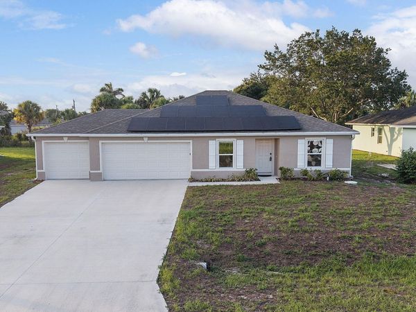 619 SW Hamberland Avenue, Port St. Lucie, FL 34953