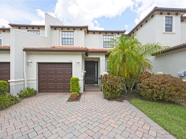 7631 BRISTOL CIR, NAPLES, FL 34120