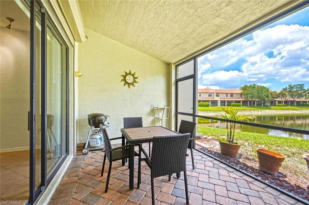 7631 Bristol Cir, Naples, FL 34120 Photo