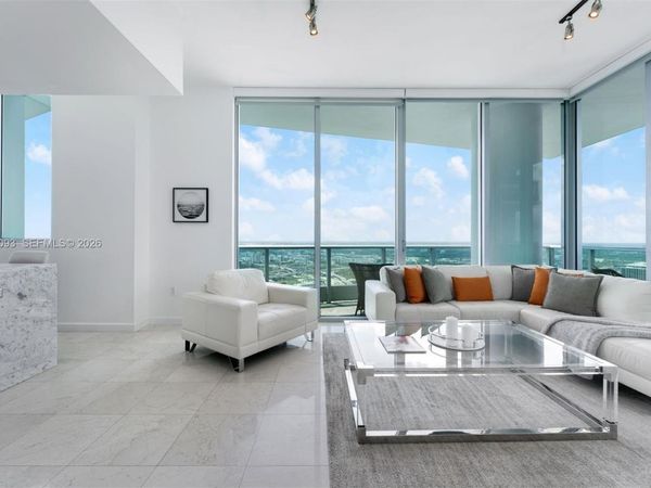 900 Biscayne Blvd , Unit 5812, Miami, FL 33132