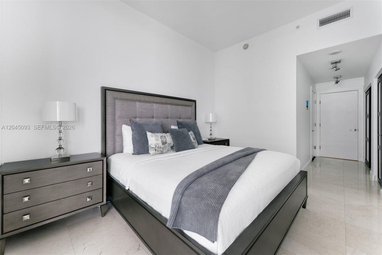 900 Biscayne Blvd, Unit 5812, Miami, FL 33132 Photo