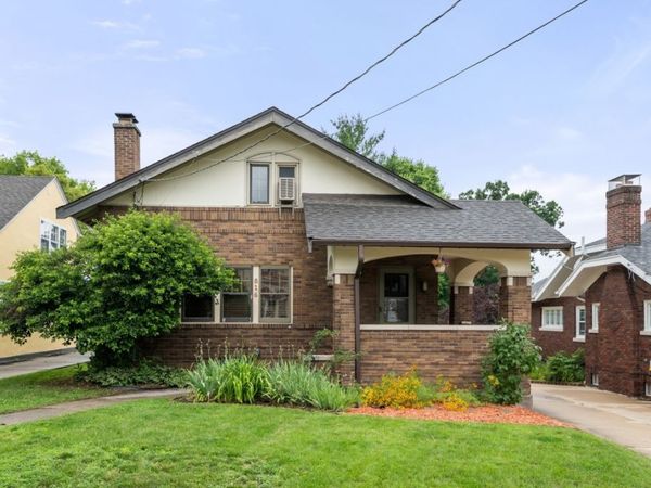 816 PARIS Avenue , Rockford, IL 61107