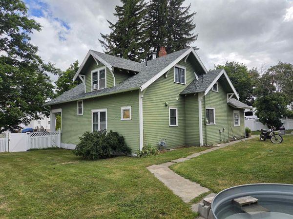 610 Fountain, Colton, WA 99113