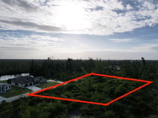 16733 LIGGETT CIRCLE , PORT CHARLOTTE, FL 33981