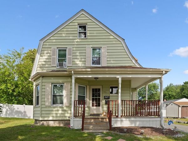 395 W Main St, Avon, MA 02322