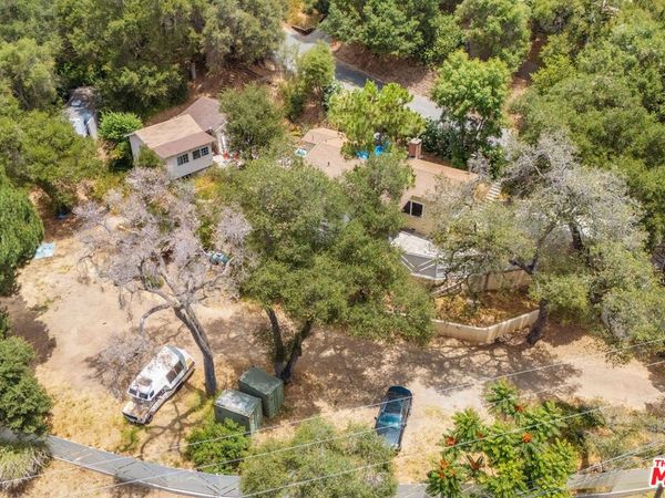 360 N Topanga Canyon Boulevard, Topanga, CA 90290
