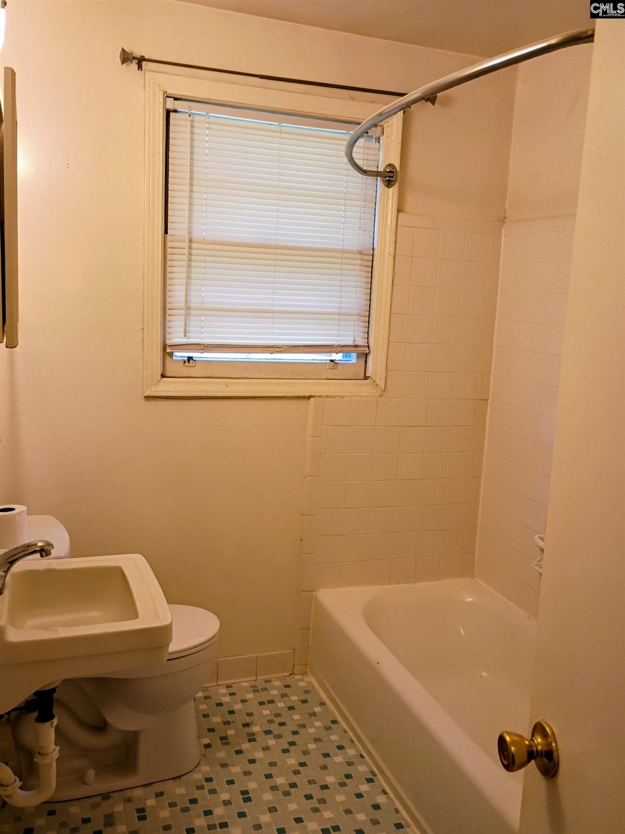 1700 Broadland Avenue  Photo 12