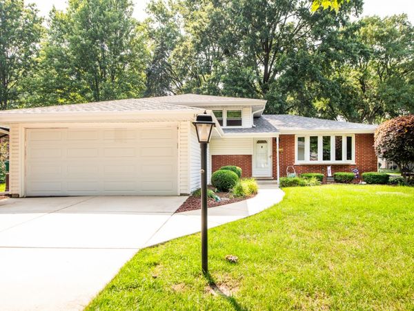 14440 Brentwood Street , Orland Park, IL 60462