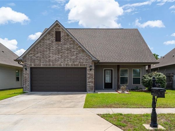 1613 RUE ESPLANADE Avenue, Marrero, LA 70072