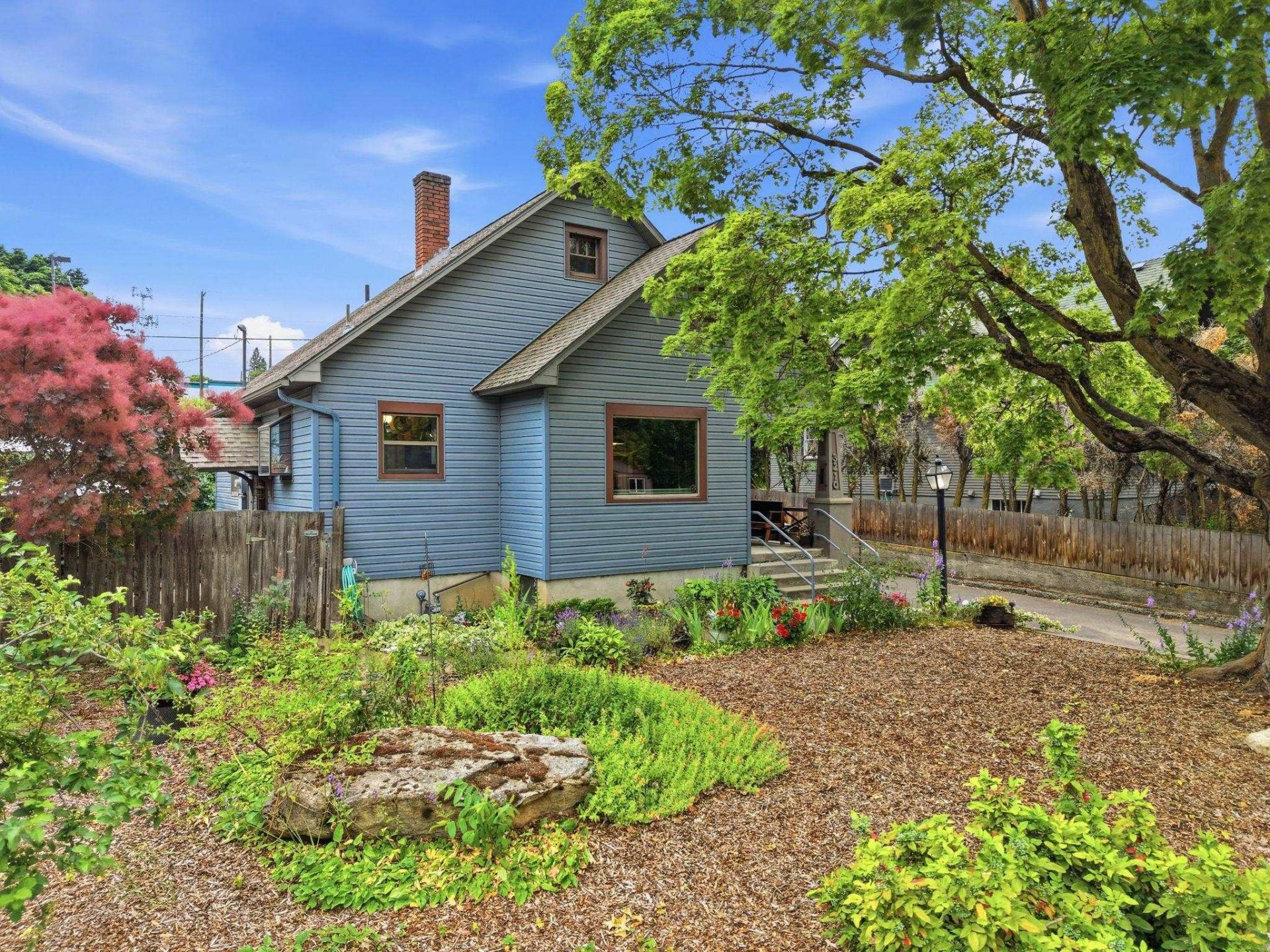 3210 E 16th Ave, Spokane, WA 99223 Main Photo