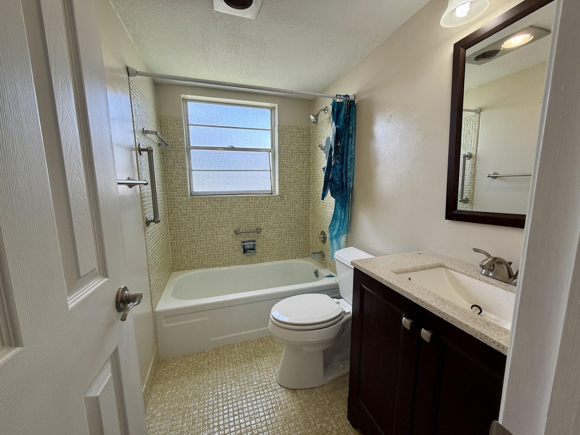 73 Hastings E, West Palm Beach, FL 33417 Photo
