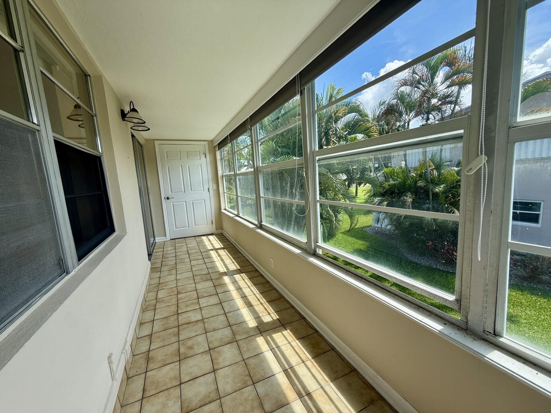 73 Hastings E, West Palm Beach, FL 33417 Photo