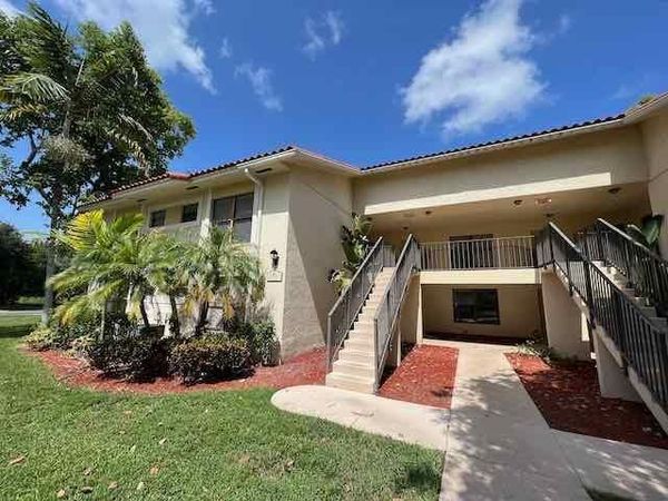 1700 Windorah Way, Unit E, West Palm Beach, FL 33411