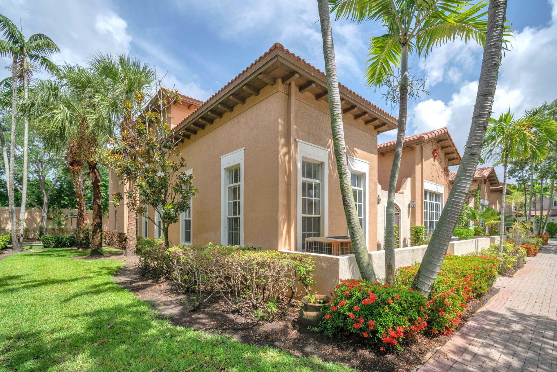 516 SW 147th Terrace, Unit 4-43, Pembroke Pines, FL 33027 Photo