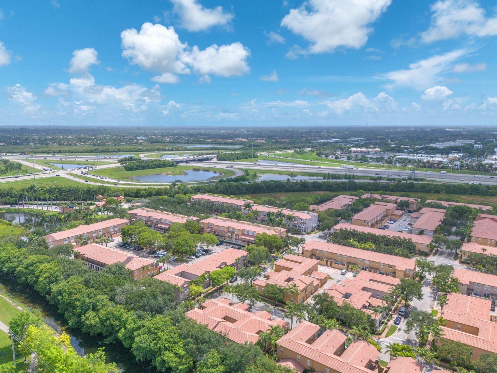 516 SW 147th Terrace, Unit 4-43, Pembroke Pines, FL 33027 Photo