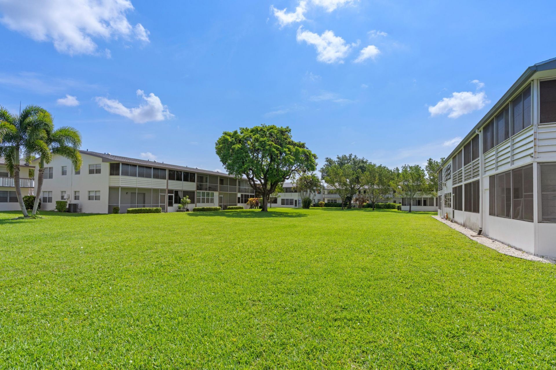 228 Camden J, West Palm Beach, FL 33417 Photo