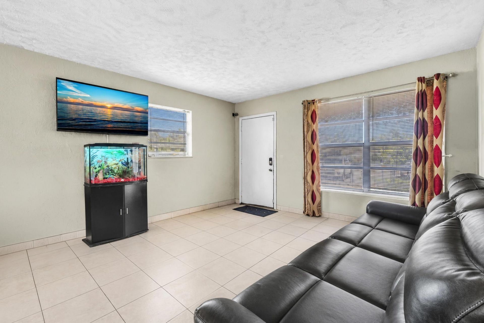 2743 NW 2nd Street, Boynton Beach, FL 33435 Photo
