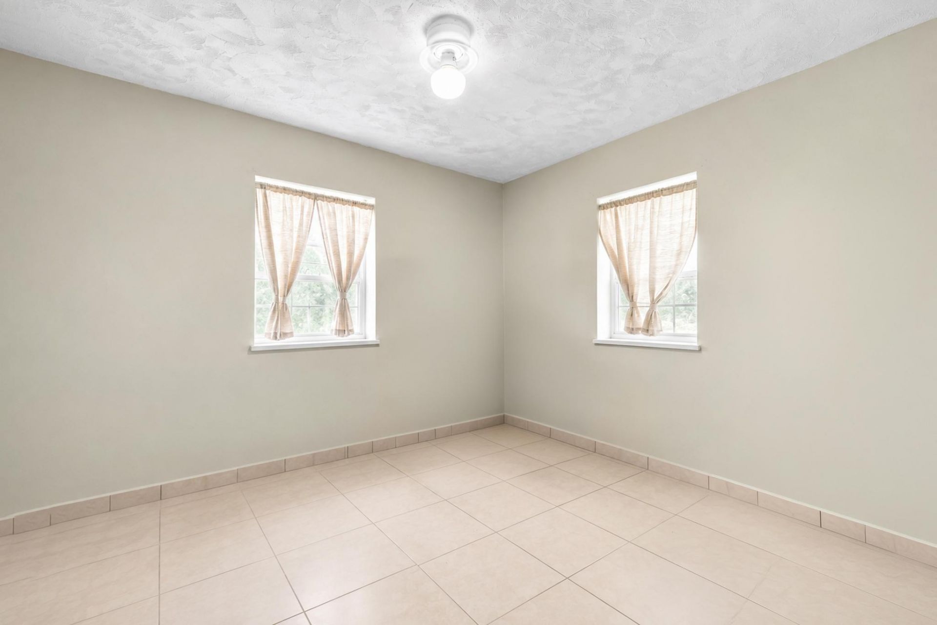 2743 NW 2nd Street, Boynton Beach, FL 33435 Photo