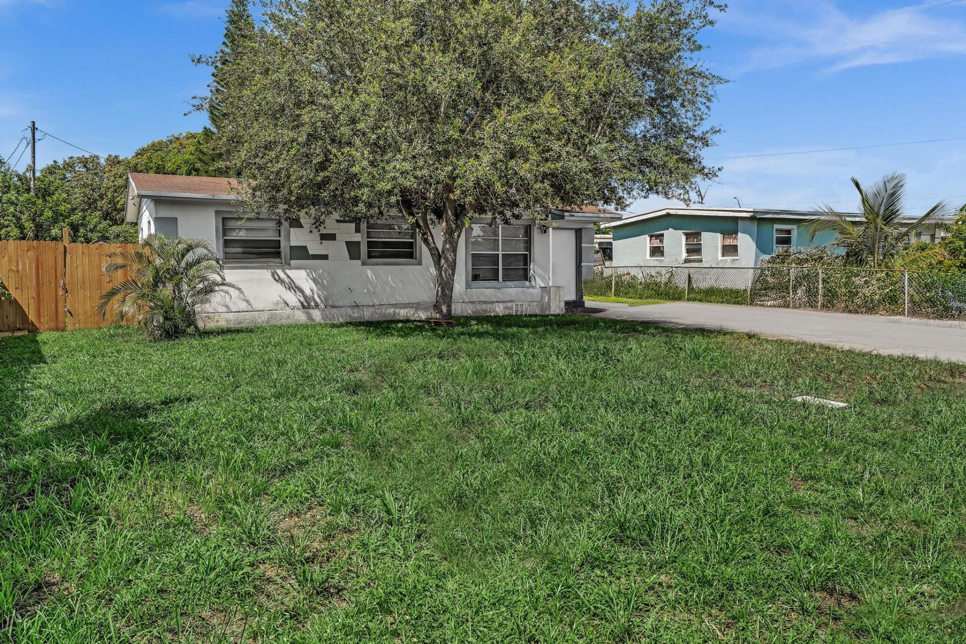 2743 NW 2nd Street, Boynton Beach, FL 33435 Photo