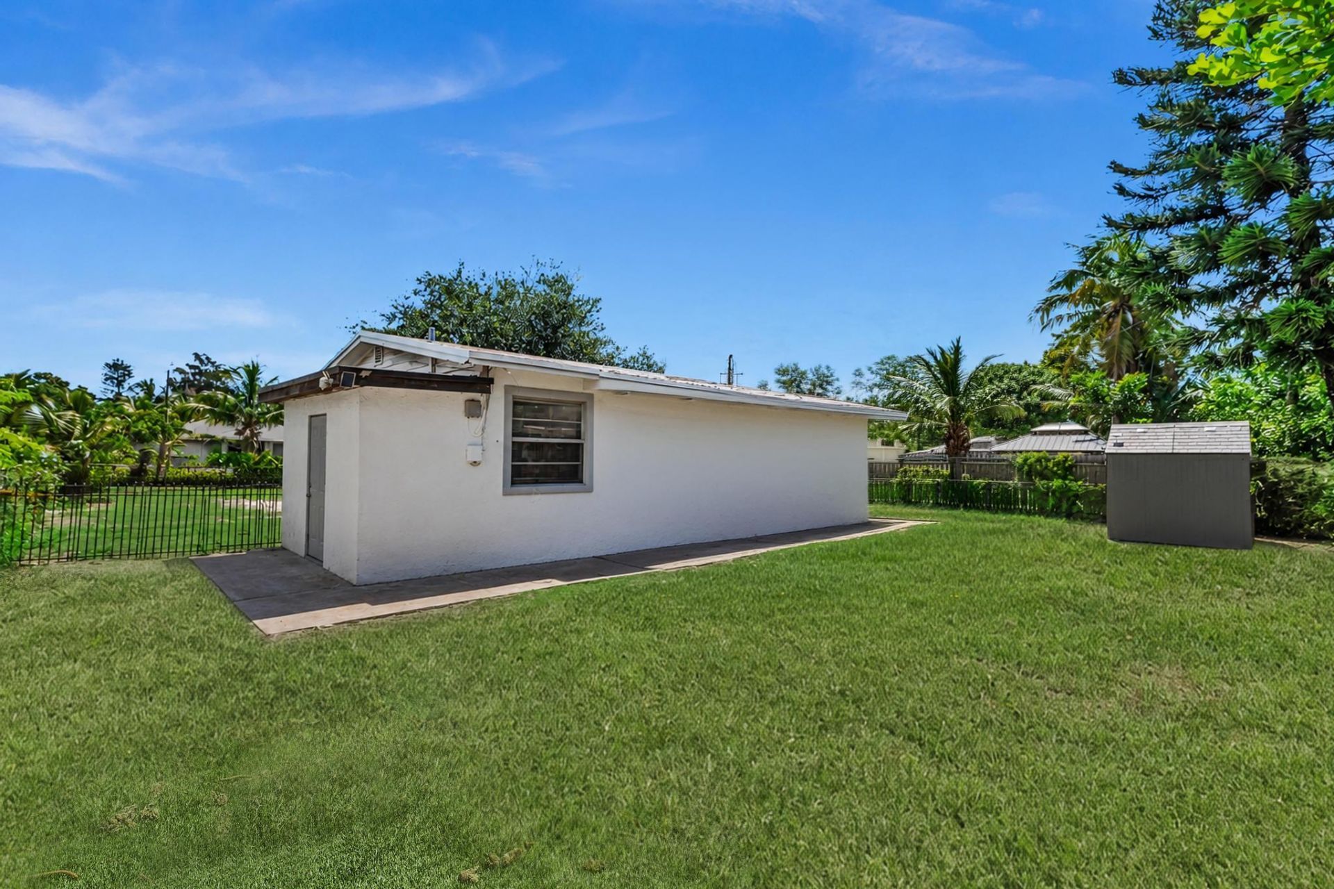 2743 NW 2nd Street, Boynton Beach, FL 33435 Photo
