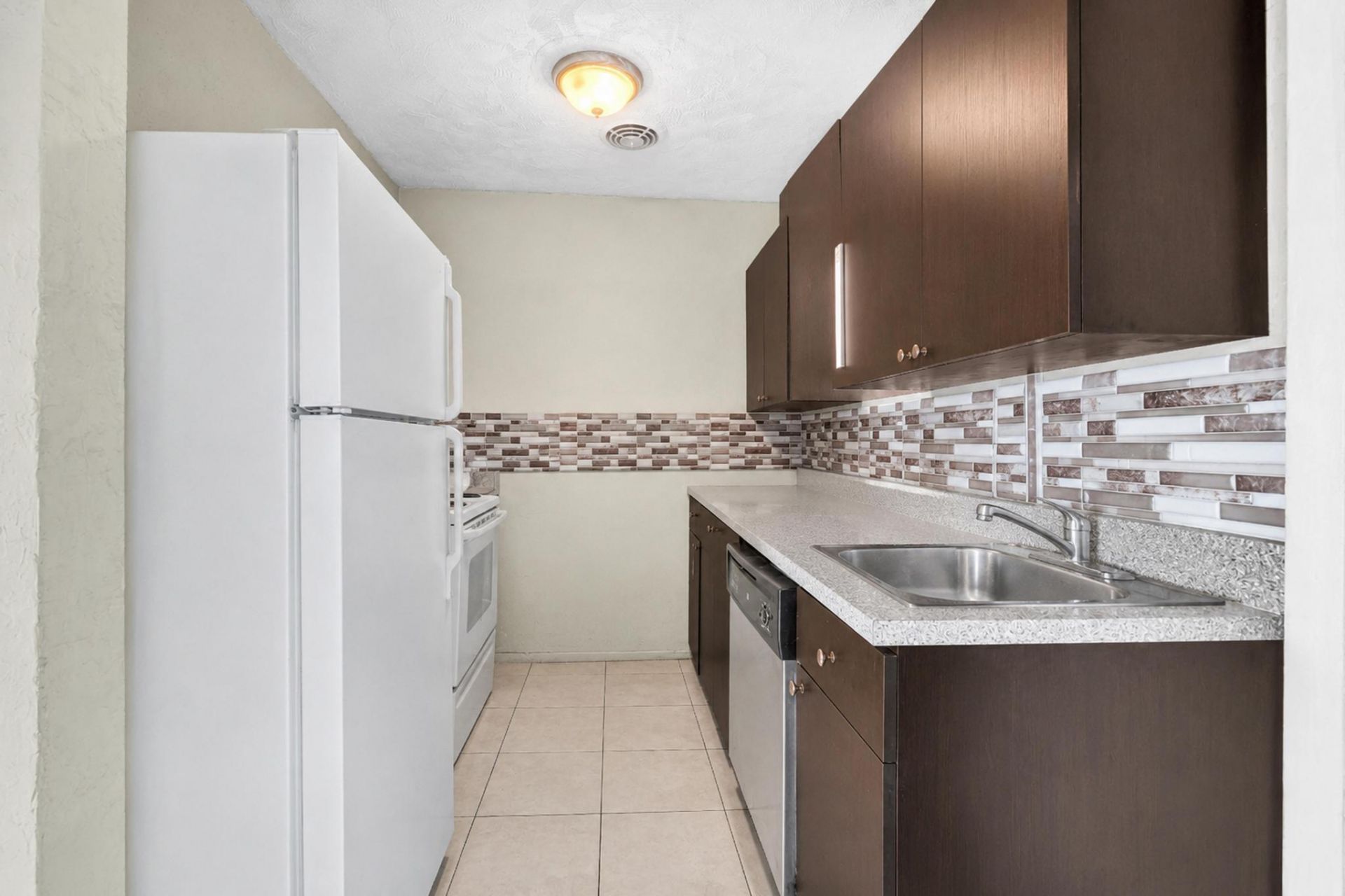 2743 NW 2nd Street, Boynton Beach, FL 33435 Photo
