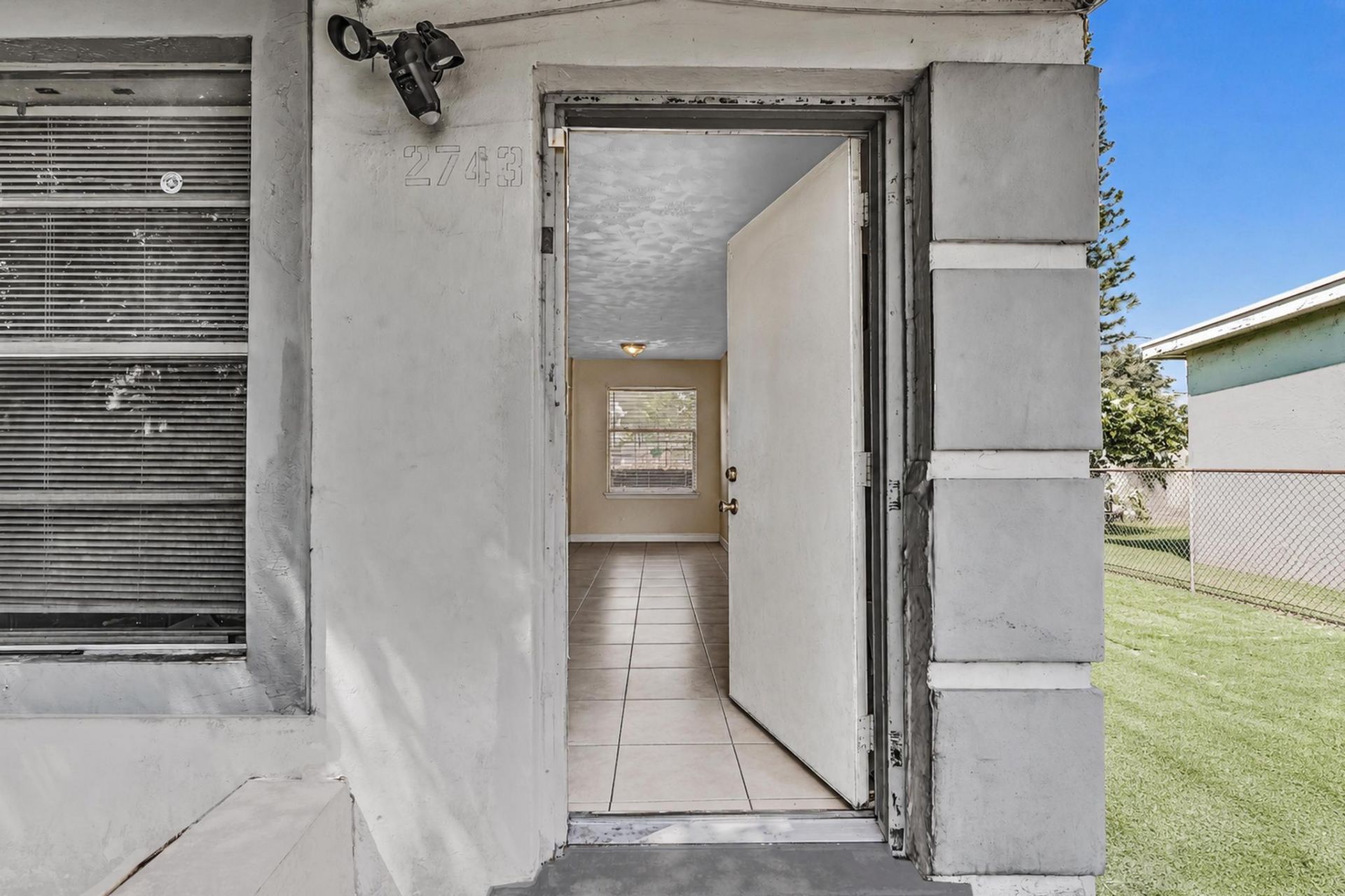 2743 NW 2nd Street, Boynton Beach, FL 33435 Photo