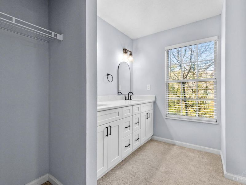 10555 Montgomery Road, Unit 5, Montgomery, OH 45242 Photo 15