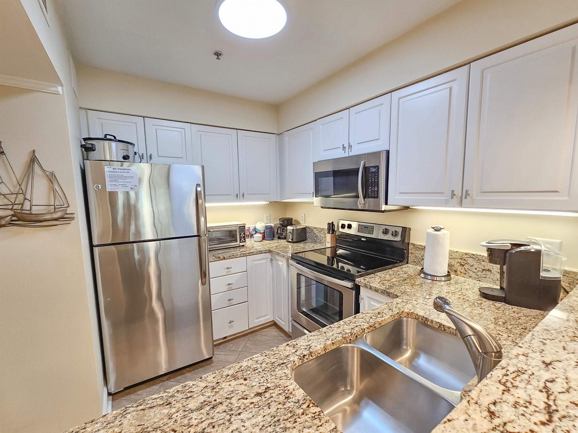 410 Melrose Pl.  Photo 19