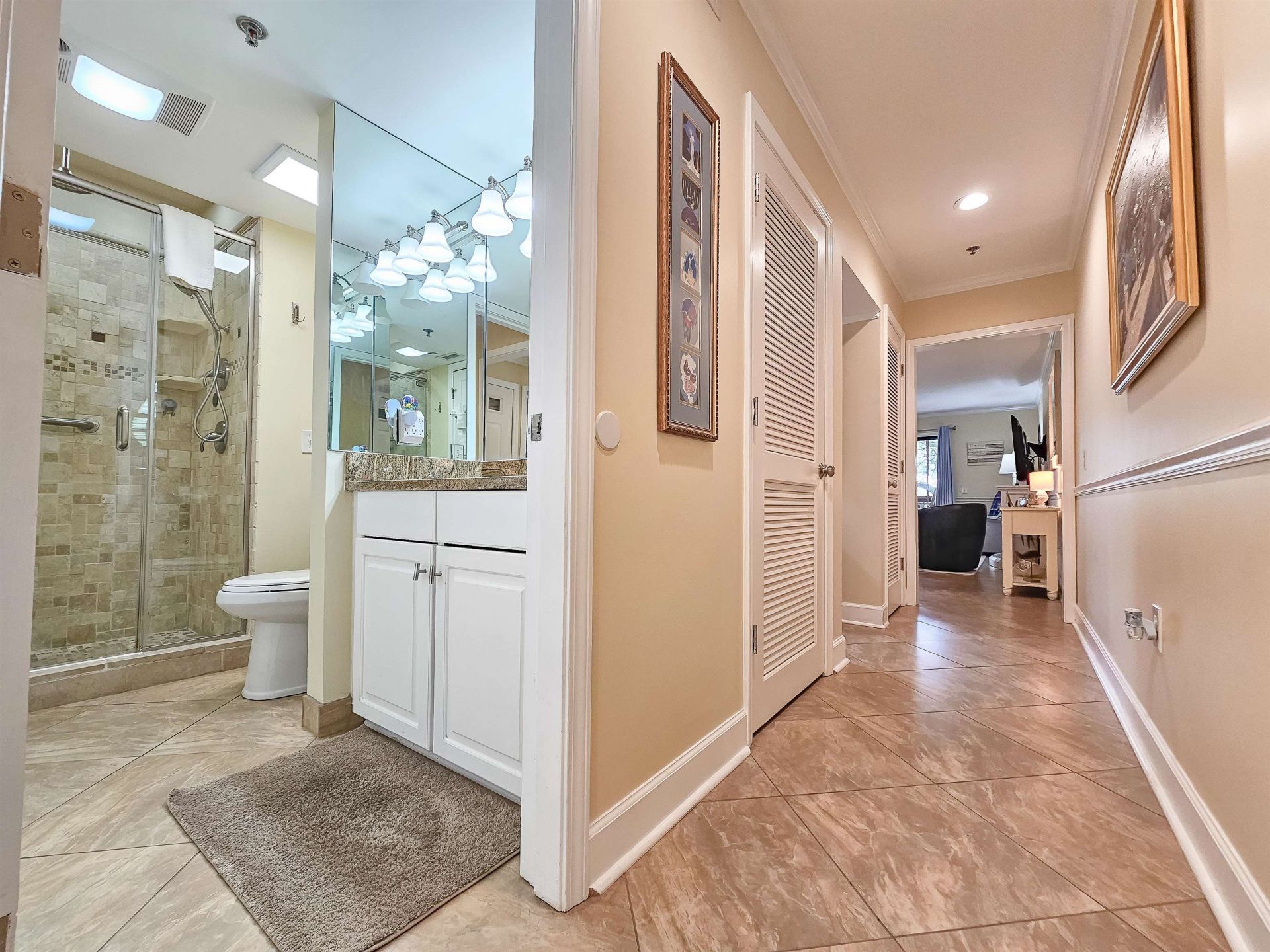 410 Melrose Pl.  Photo 27