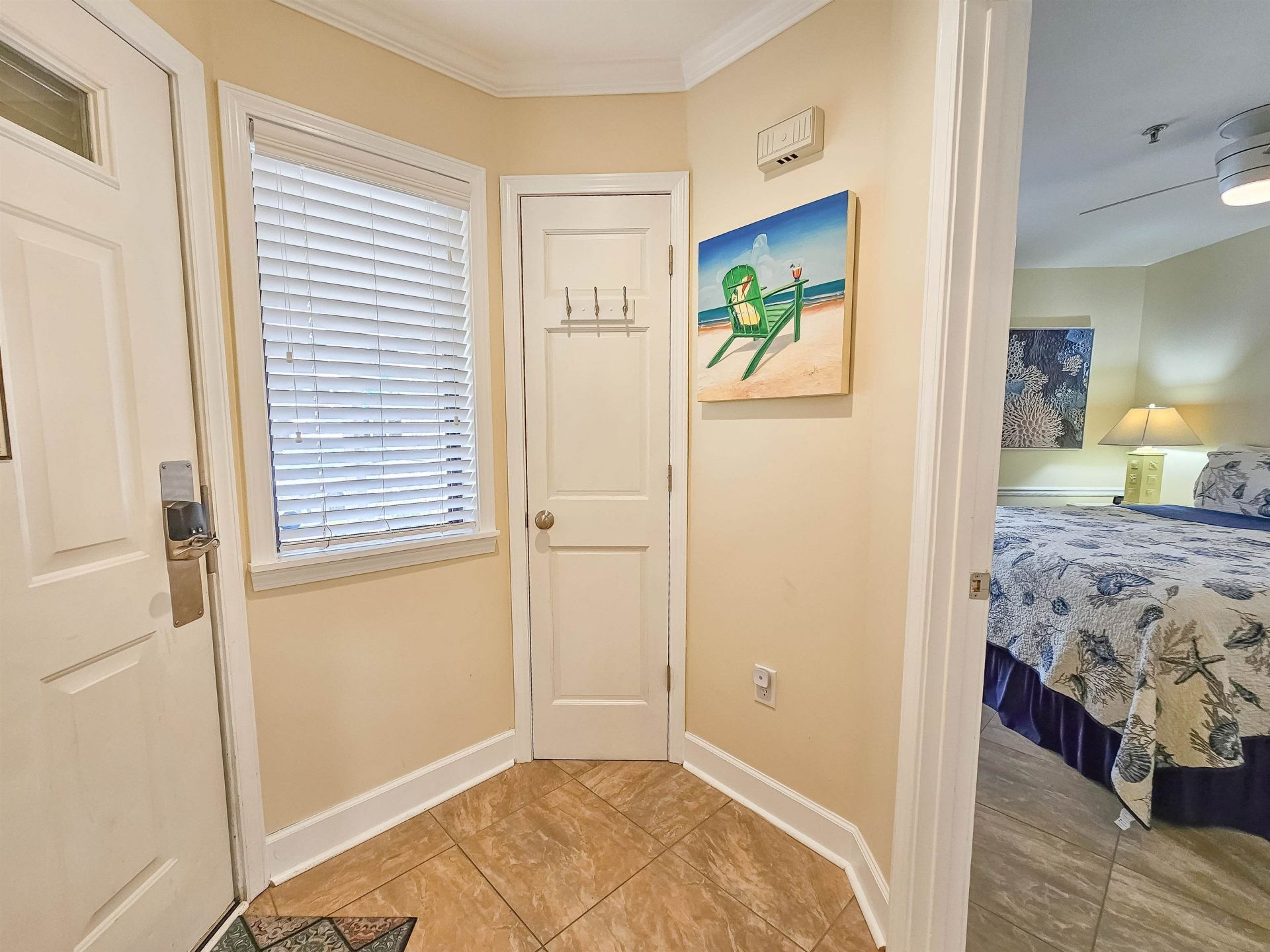 410 Melrose Pl.  Photo 38