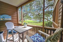 410 Melrose Pl.  photo 4
