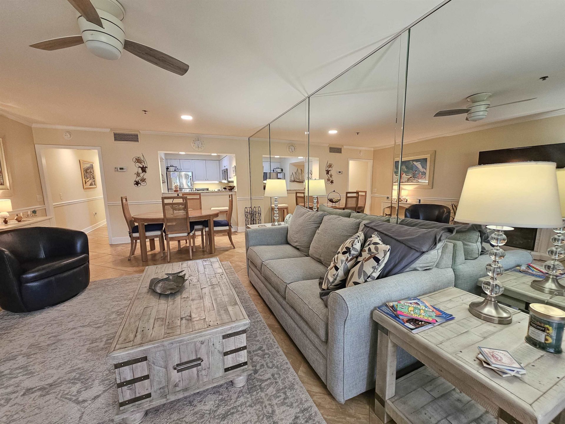 410 Melrose Pl.  Photo 9
