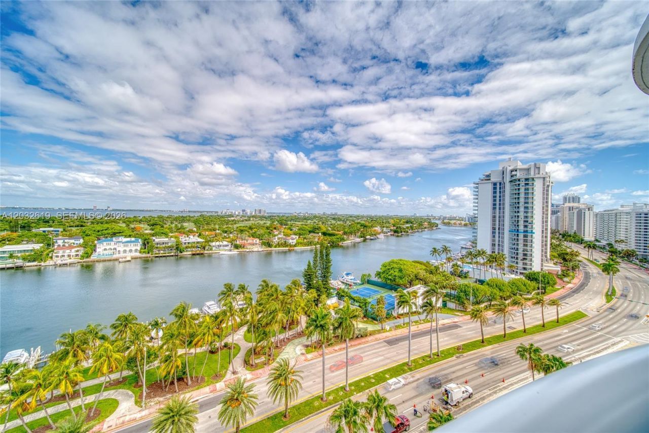 5401 Collins Ave , Unit 1135, Miami Beach, FL 33140 Photo