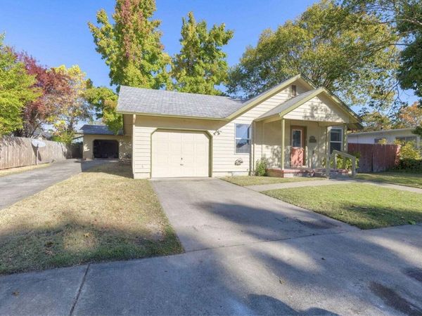728 SW I Street, Grants Pass, OR 97526