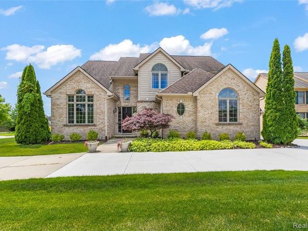 51037 Weston Drive, Plymouth Twp, MI 48170