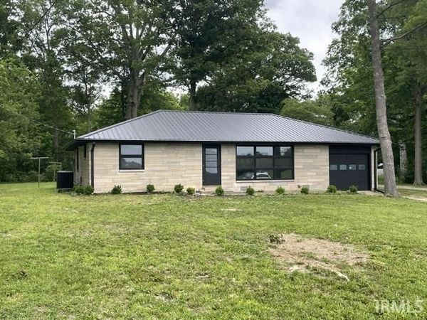 2390 N County Road 650 W, Yorktown, IN 47396