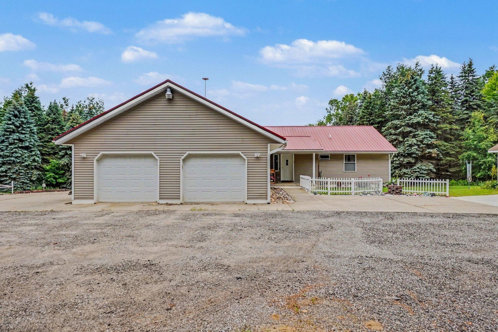 4485 S Miles Road, Sheridan, MI 48884 Main Photo