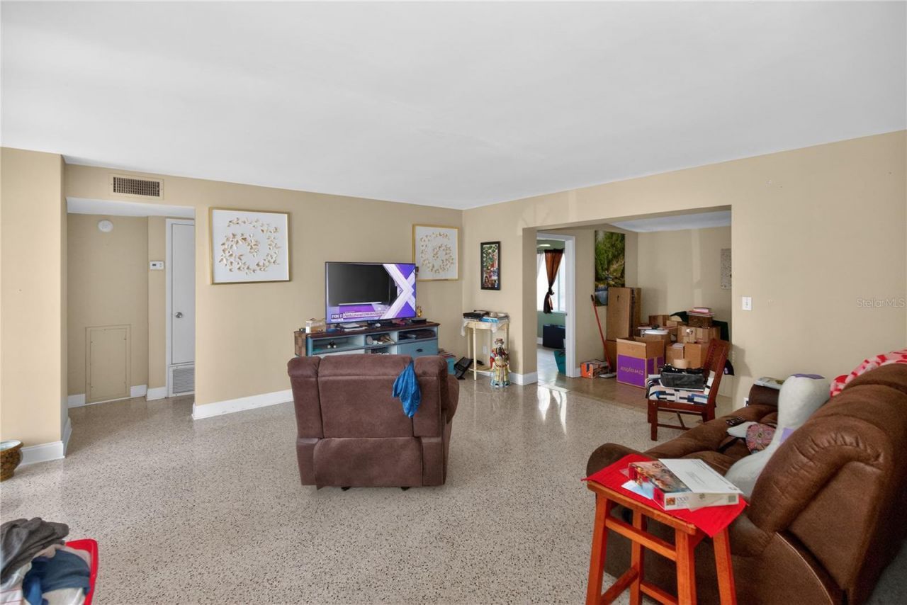 3232 59th Way N, Saint Petersburg, FL 33710 Photo