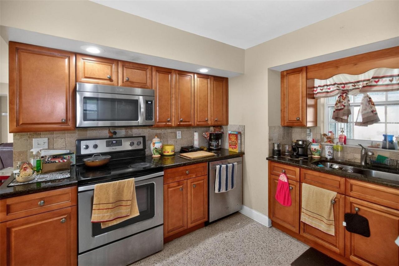 3232 59th Way N, Saint Petersburg, FL 33710 Photo