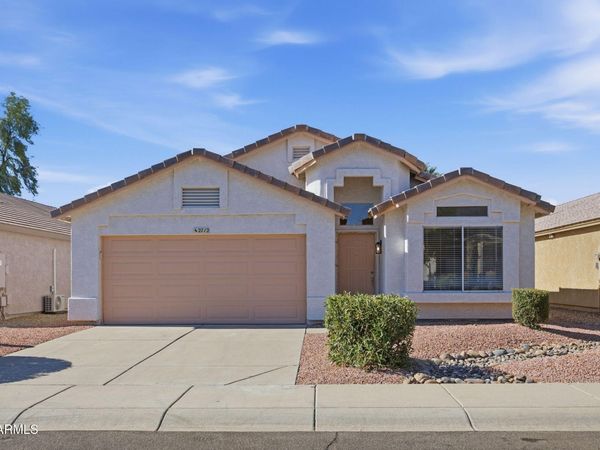 2712 E ANDERSON Drive, Phoenix, AZ 85032