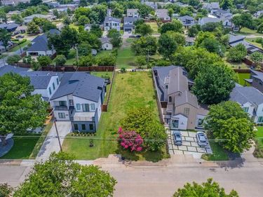 7610 Roper Street, Dallas, TX 75209