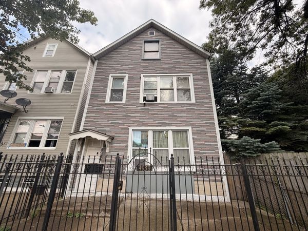 4939 S Paulina Street , Chicago, IL 60609